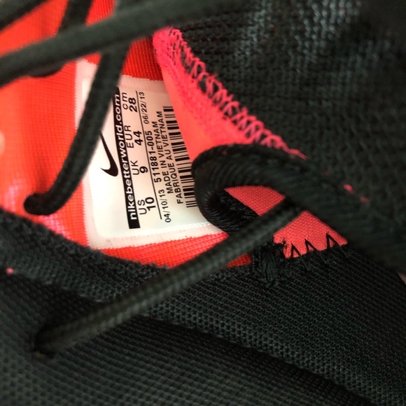 Nike Custom Roshe - Picture 4 of 5